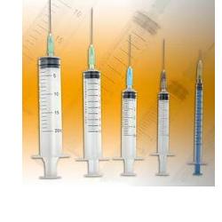 SIRINGA STERILE CURAMED 5 ML 10PZ - Farmastop